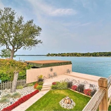 Lovely House On The Lake Algonac Exterior foto