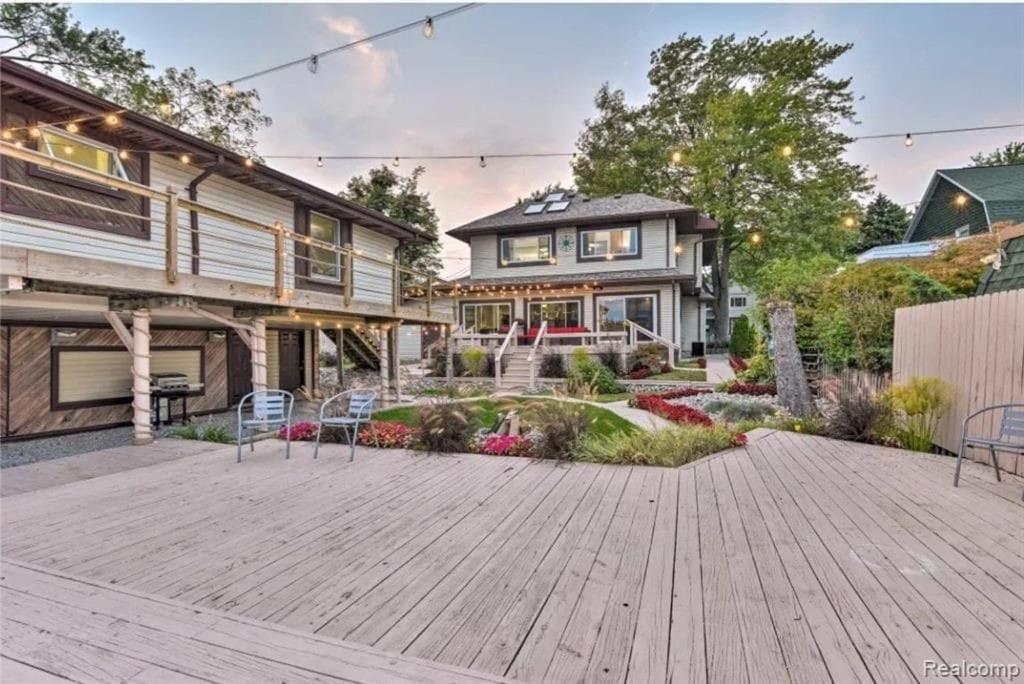 Lovely House On The Lake Algonac Exterior foto